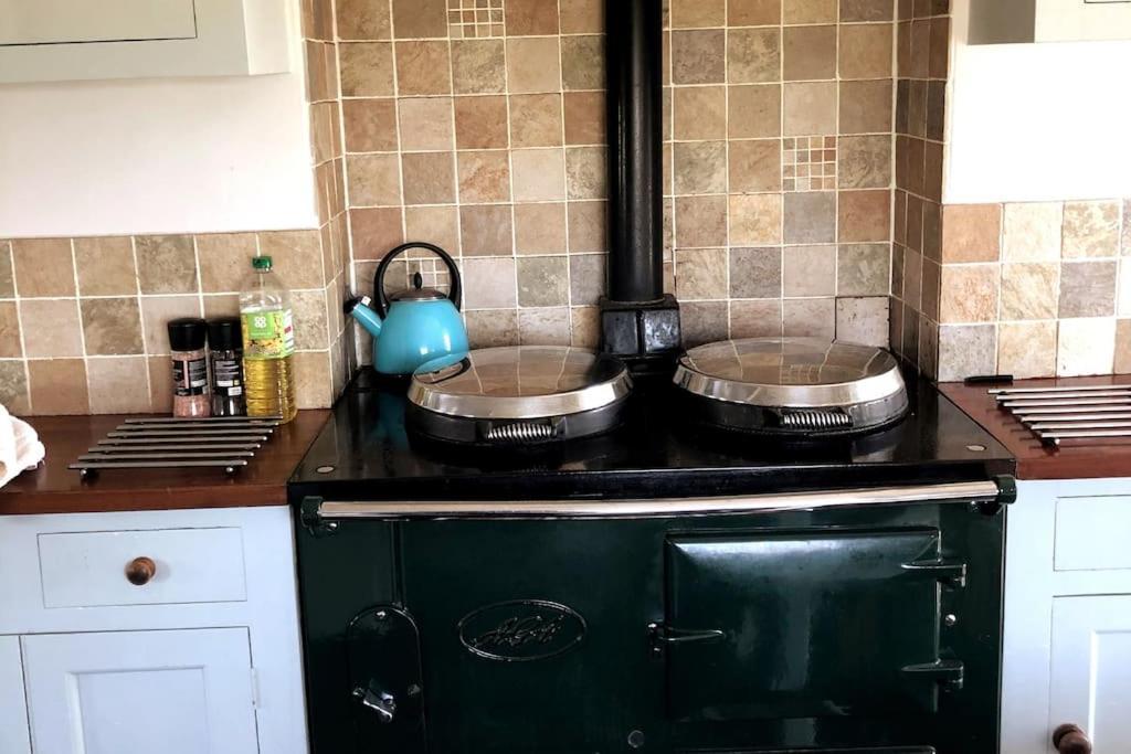 Cosy 3 Bed Cottage Near 3 Peaks - Log Burner & Aga Bentham Dış mekan fotoğraf